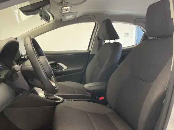 TOYOTA YARIS IV - voiture d'occasion - Photo 18