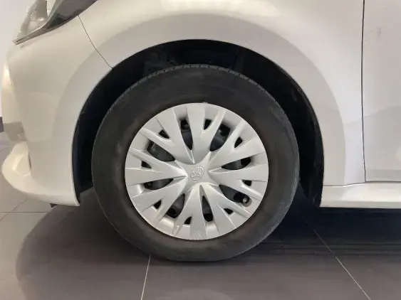 TOYOTA YARIS IV - voiture d'occasion - Photo 23