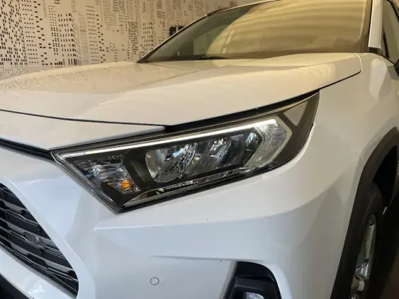 TOYOTA RAV4 V - voiture d'occasion - Photo 22