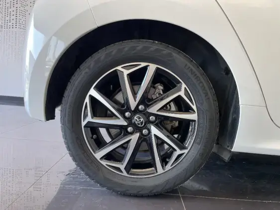 TOYOTA YARIS IV - voiture d'occasion - Photo 24