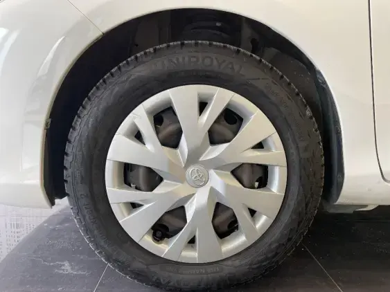 TOYOTA YARIS III - voiture d'occasion - Photo 22