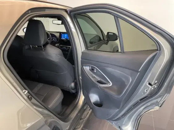 TOYOTA YARIS CROSS I - voiture d'occasion - Photo 20