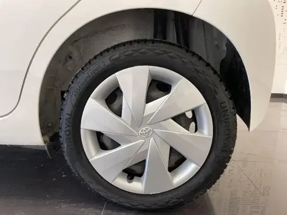 TOYOTA AYGO II - voiture d'occasion - Photo 23