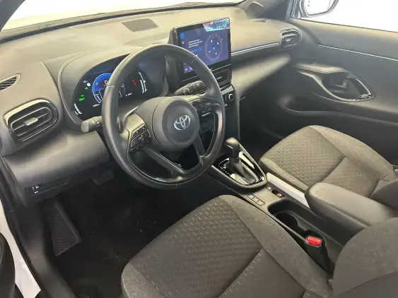 TOYOTA YARIS CROSS I - voiture d'occasion - Photo 17