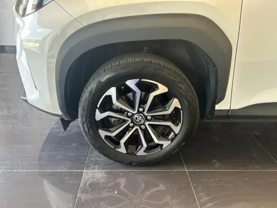 TOYOTA YARIS CROSS I - voiture d'occasion - Photo 20