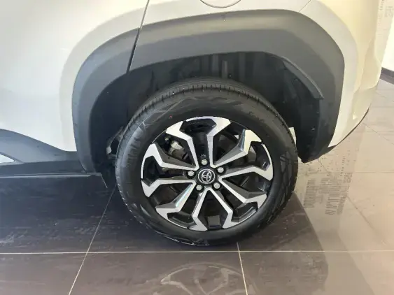 TOYOTA YARIS CROSS I - voiture d'occasion - Photo 21