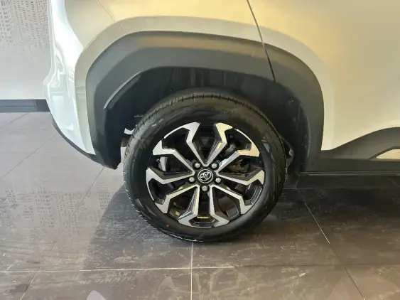 TOYOTA YARIS CROSS I - voiture d'occasion - Photo 22