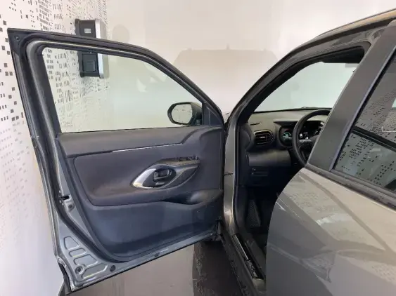TOYOTA YARIS CROSS I - voiture d'occasion - Photo 19