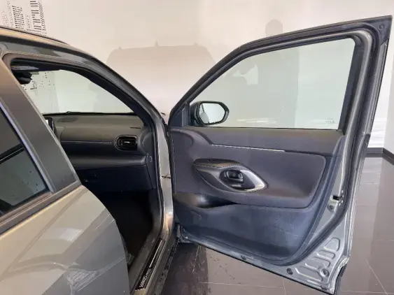 TOYOTA YARIS CROSS I - voiture d'occasion - Photo 20