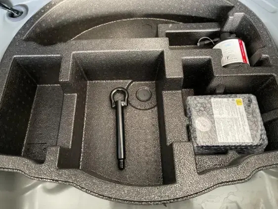 TOYOTA YARIS CROSS I - voiture d'occasion - Photo 17