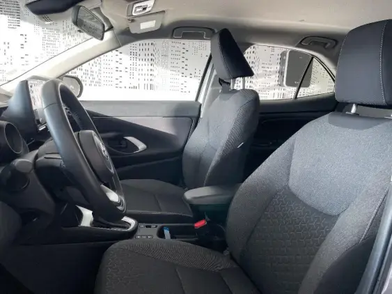 TOYOTA YARIS CROSS I - voiture d'occasion - Photo 18