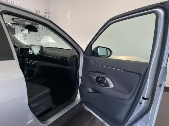 TOYOTA YARIS CROSS I - voiture d'occasion - Photo 20