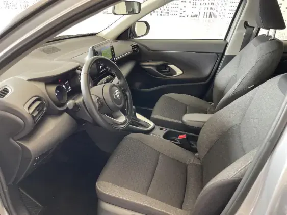 TOYOTA YARIS CROSS I - voiture d'occasion - Photo 18