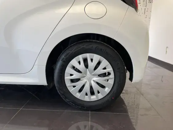 TOYOTA YARIS IV - voiture d'occasion - Photo 22