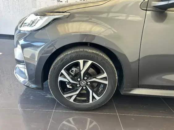 TOYOTA YARIS IV - voiture d'occasion - Photo 19