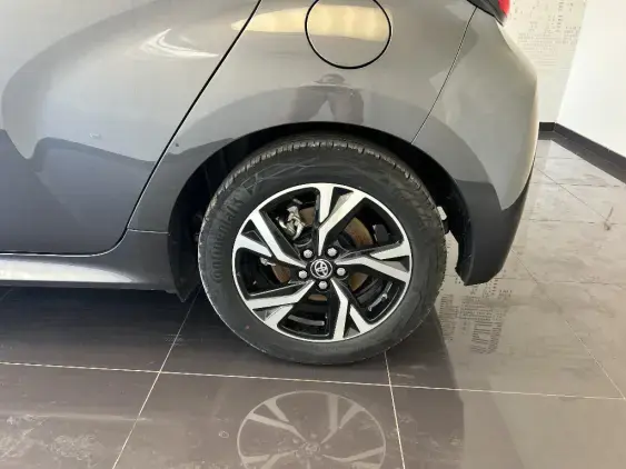 TOYOTA YARIS IV - voiture d'occasion - Photo 20