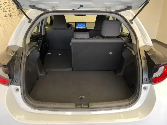 TOYOTA YARIS IV - voiture d'occasion - Photo 16