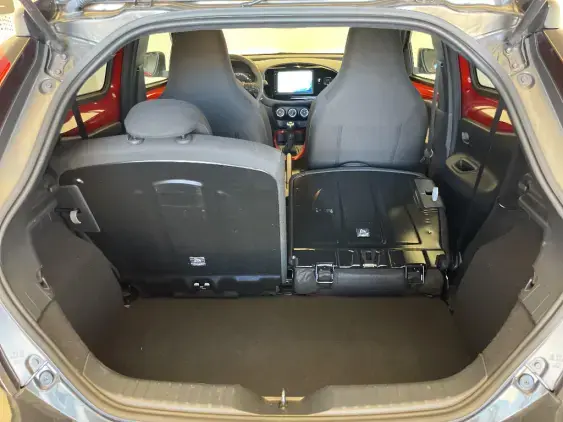 TOYOTA AYGO X - voiture d'occasion - Photo 16