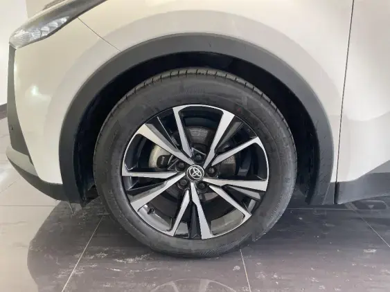 TOYOTA C-HR II - voiture d'occasion - Photo 23