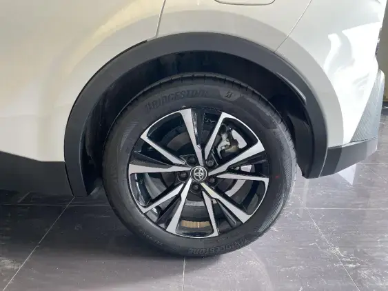 TOYOTA C-HR II - voiture d'occasion - Photo 24