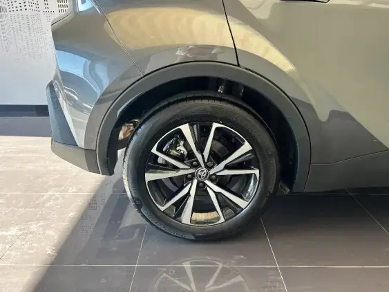 TOYOTA C-HR II - voiture d'occasion - Photo 23