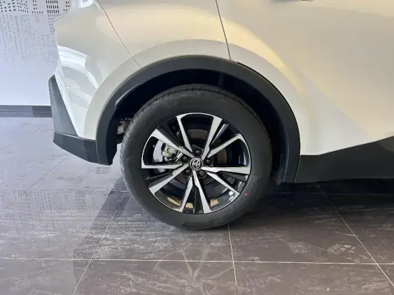 TOYOTA C-HR II - voiture d'occasion - Photo 22