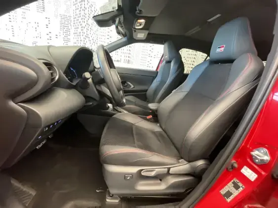 TOYOTA YARIS CROSS I - voiture d'occasion - Photo 18