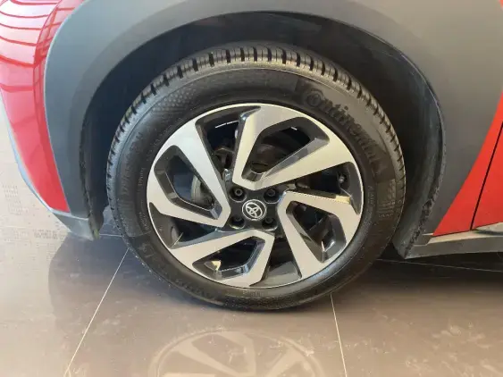 TOYOTA AYGO X - voiture d'occasion - Photo 23