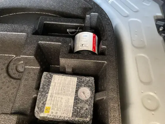 TOYOTA YARIS CROSS I - voiture d'occasion - Photo 17