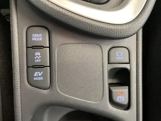 TOYOTA YARIS CROSS I - voiture d'occasion - Photo 19