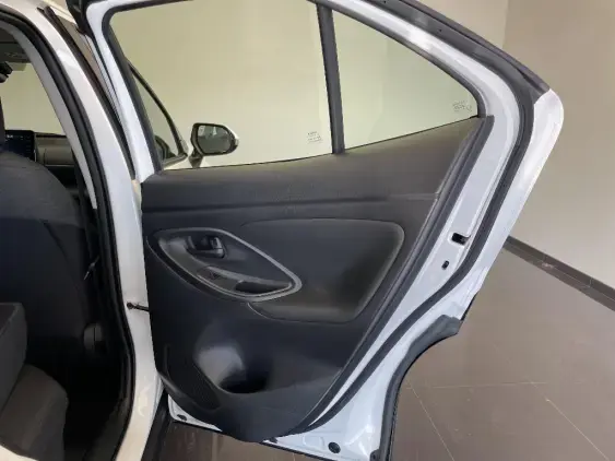 TOYOTA YARIS CROSS I - voiture d'occasion - Photo 20