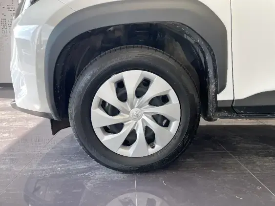 TOYOTA YARIS CROSS I - voiture d'occasion - Photo 23