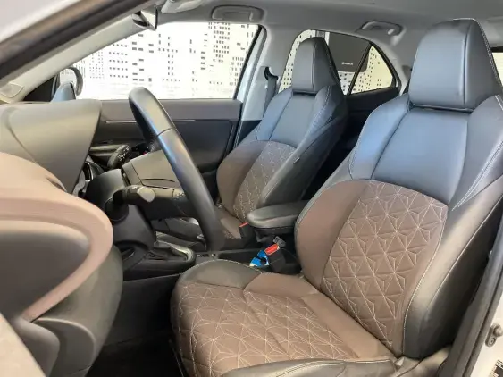 TOYOTA YARIS CROSS I - voiture d'occasion - Photo 18