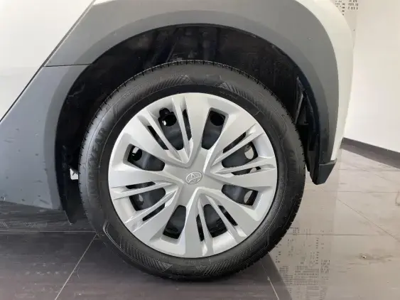 TOYOTA AYGO X - voiture d'occasion - Photo 23