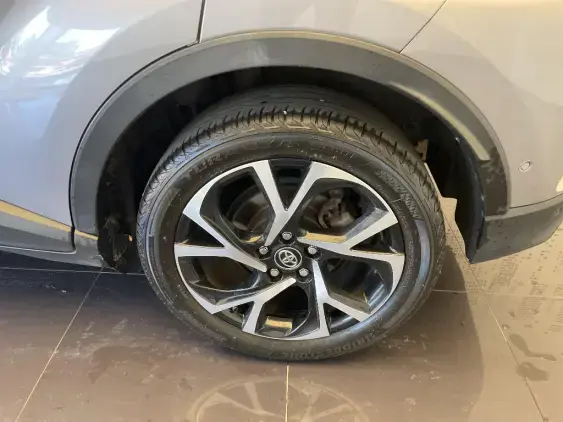 TOYOTA C-HR - voiture d'occasion - Photo 20