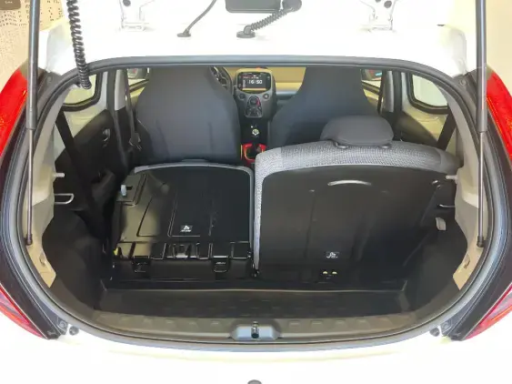 TOYOTA AYGO II - voiture d'occasion - Photo 16