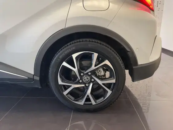 TOYOTA C-HR - voiture d'occasion - Photo 23