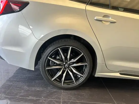 TOYOTA COROLLA TOURING SPT X - voiture d'occasion - Photo 24