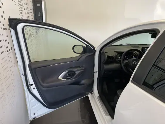 TOYOTA YARIS IV - voiture d'occasion - Photo 18