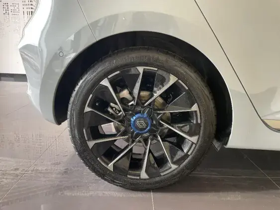 RENAULT CLIO V - voiture d'occasion - Photo 25