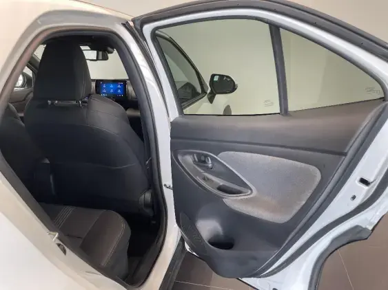 TOYOTA YARIS CROSS I - voiture d'occasion - Photo 20