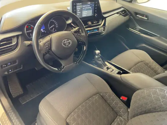 TOYOTA C-HR - voiture d'occasion - Photo 18