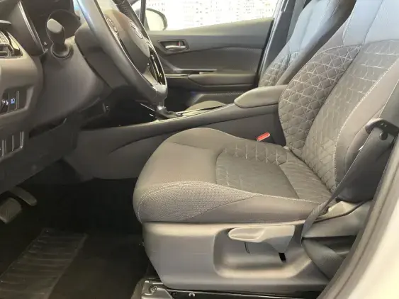 TOYOTA C-HR - voiture d'occasion - Photo 21