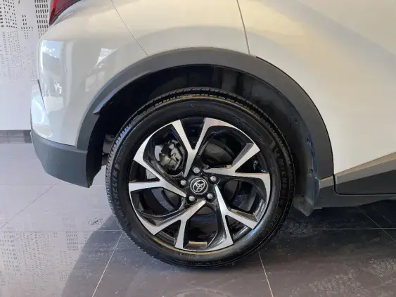 TOYOTA C-HR - voiture d'occasion - Photo 25