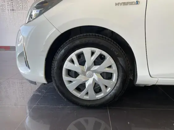 TOYOTA YARIS III - voiture d'occasion - Photo 23