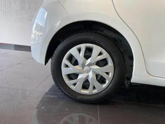 TOYOTA YARIS III - voiture d'occasion - Photo 25