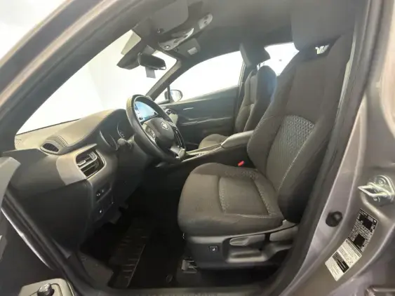 TOYOTA C-HR - voiture d'occasion - Photo 19