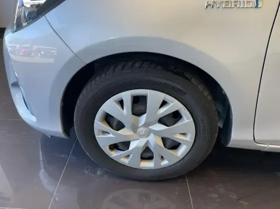 TOYOTA YARIS III - voiture d'occasion - Photo 20