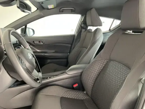 TOYOTA C-HR - voiture d'occasion - Photo 17