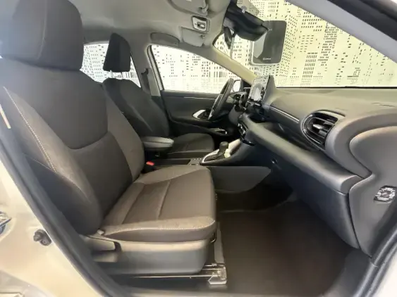 TOYOTA YARIS IV - voiture d'occasion - Photo 18
